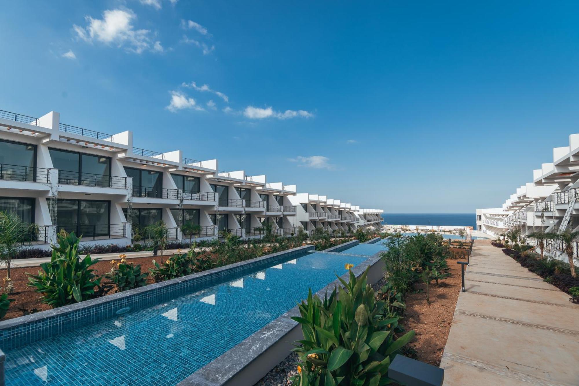 Pearl Island Homes * קיירניה